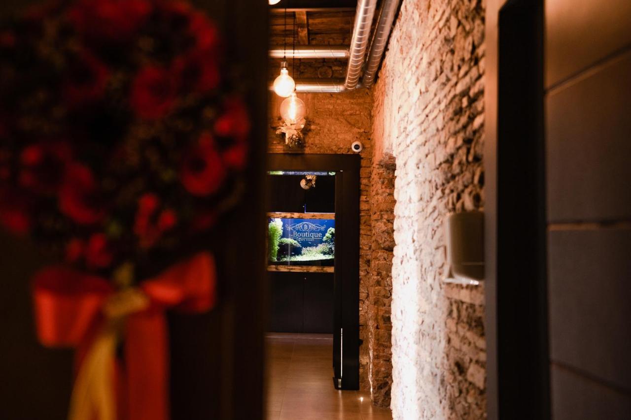 Le Boutique Luxury Rooms Diffused In Historic Center Fiumicino Ngoại thất bức ảnh