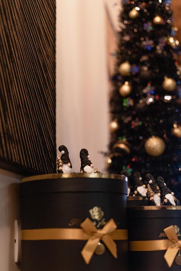 Le Boutique Luxury Rooms Diffused In Historic Center Fiumicino Ngoại thất bức ảnh
