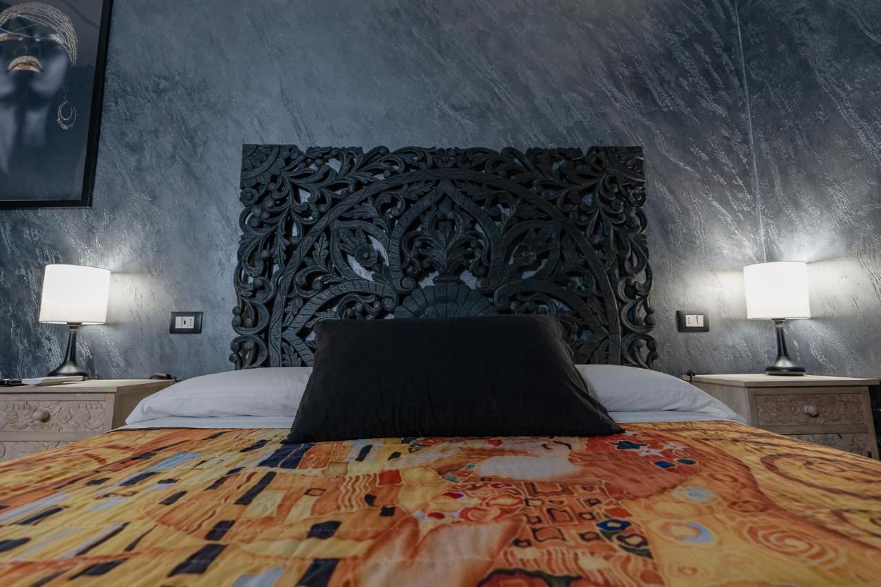 Le Boutique Luxury Rooms Diffused In Historic Center Fiumicino Ngoại thất bức ảnh