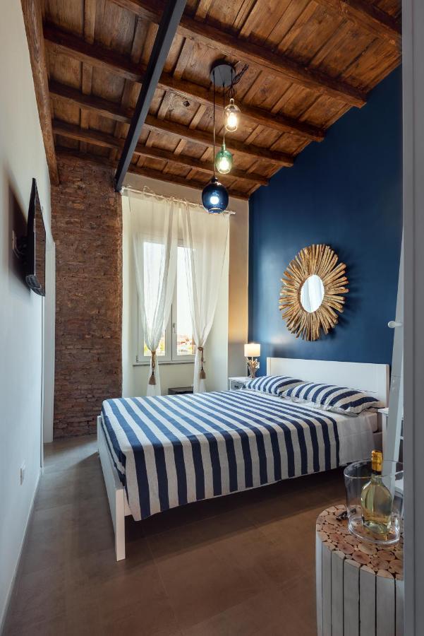 Le Boutique Luxury Rooms Diffused In Historic Center Fiumicino Ngoại thất bức ảnh