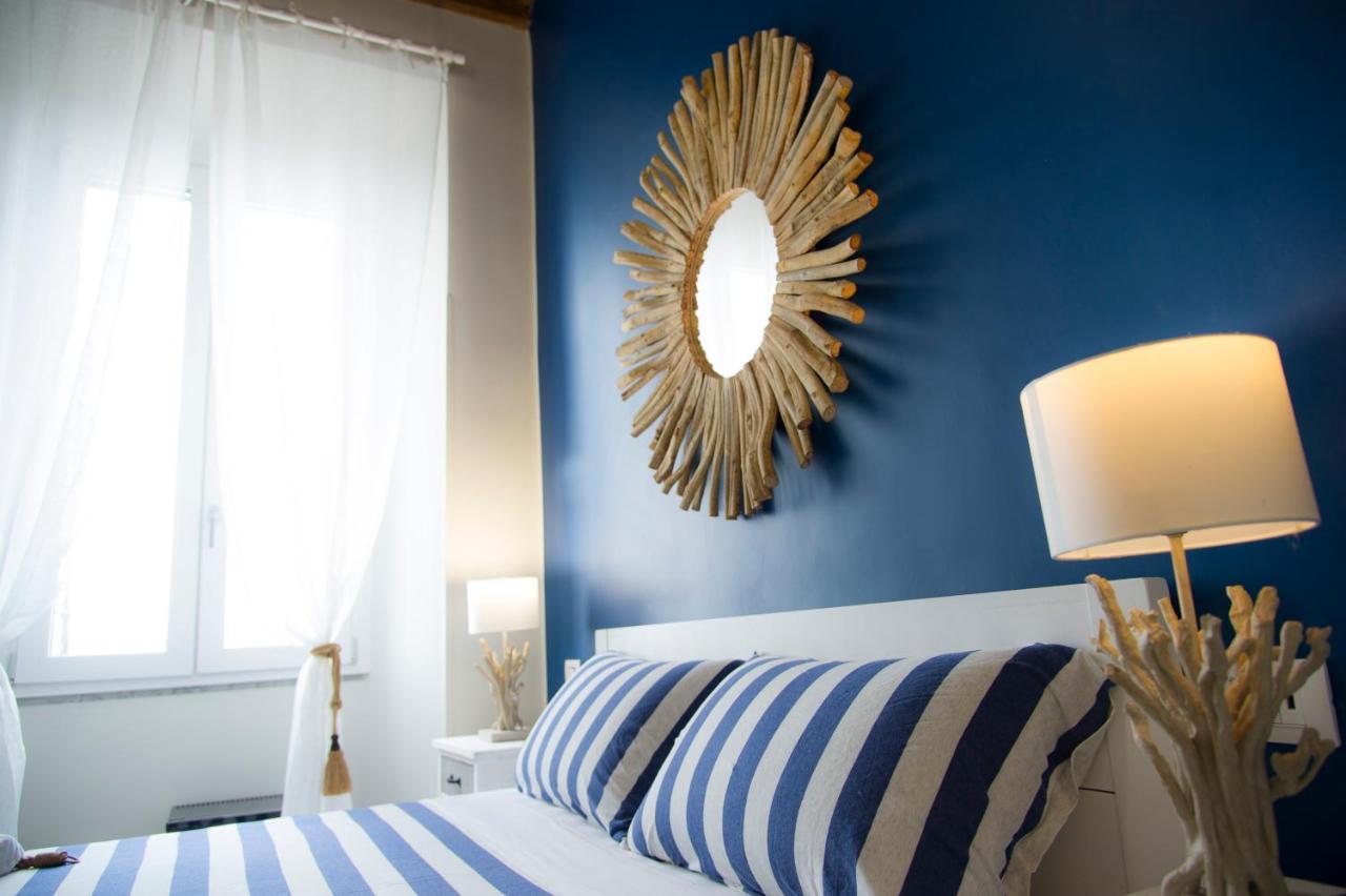 Le Boutique Luxury Rooms Diffused In Historic Center Fiumicino Ngoại thất bức ảnh